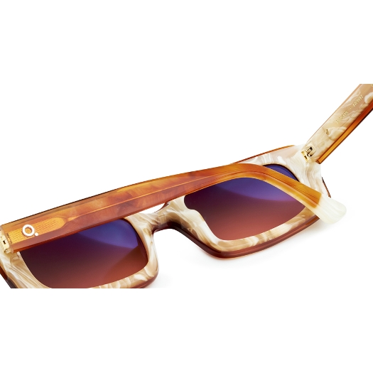 ETNIA BARCELONA NAXOS 52S HVWH         